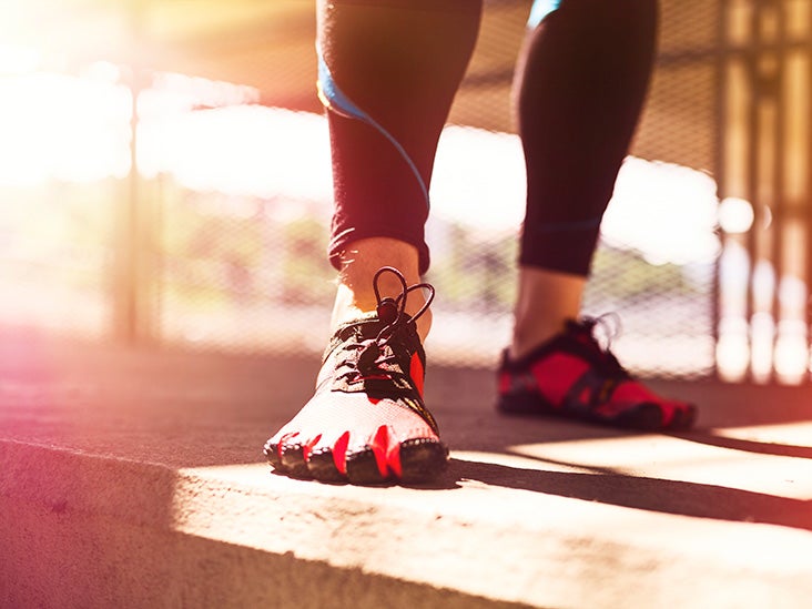 minimal cushion running shoes