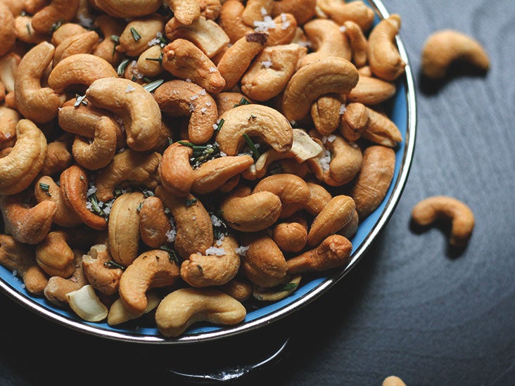Can You Eat Acorns Nutrition Benefits And Dangers Can You Eat Acorns Nutrition Benefits