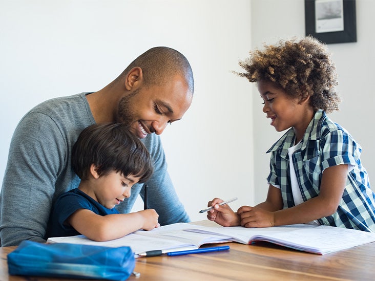 toys to help autistic toddlers talk