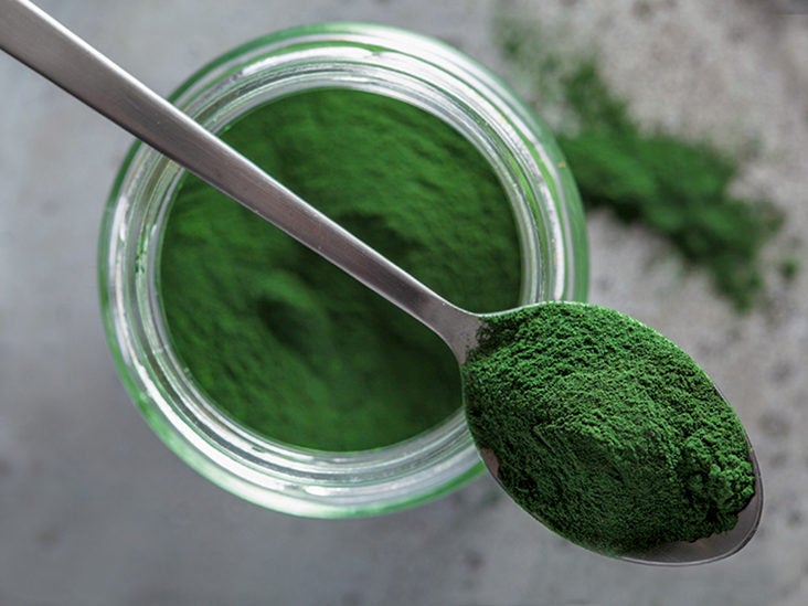 What's the Difference Between Chlorella and Spirulina?