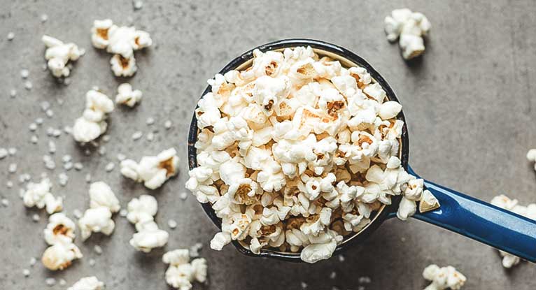 does-popcorn-have-carbs-get-the-facts