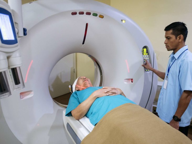 how much does an mri scan cost for a dog uk