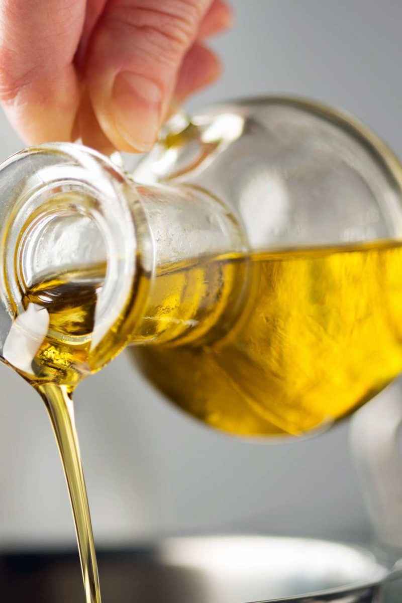 Olive oil: Health benefits, nutritional information