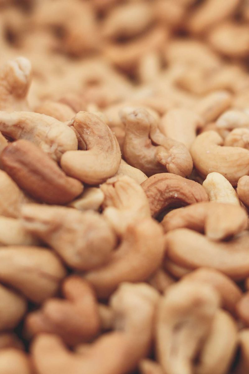 Cashews: Nutrition, health benefits, and diet