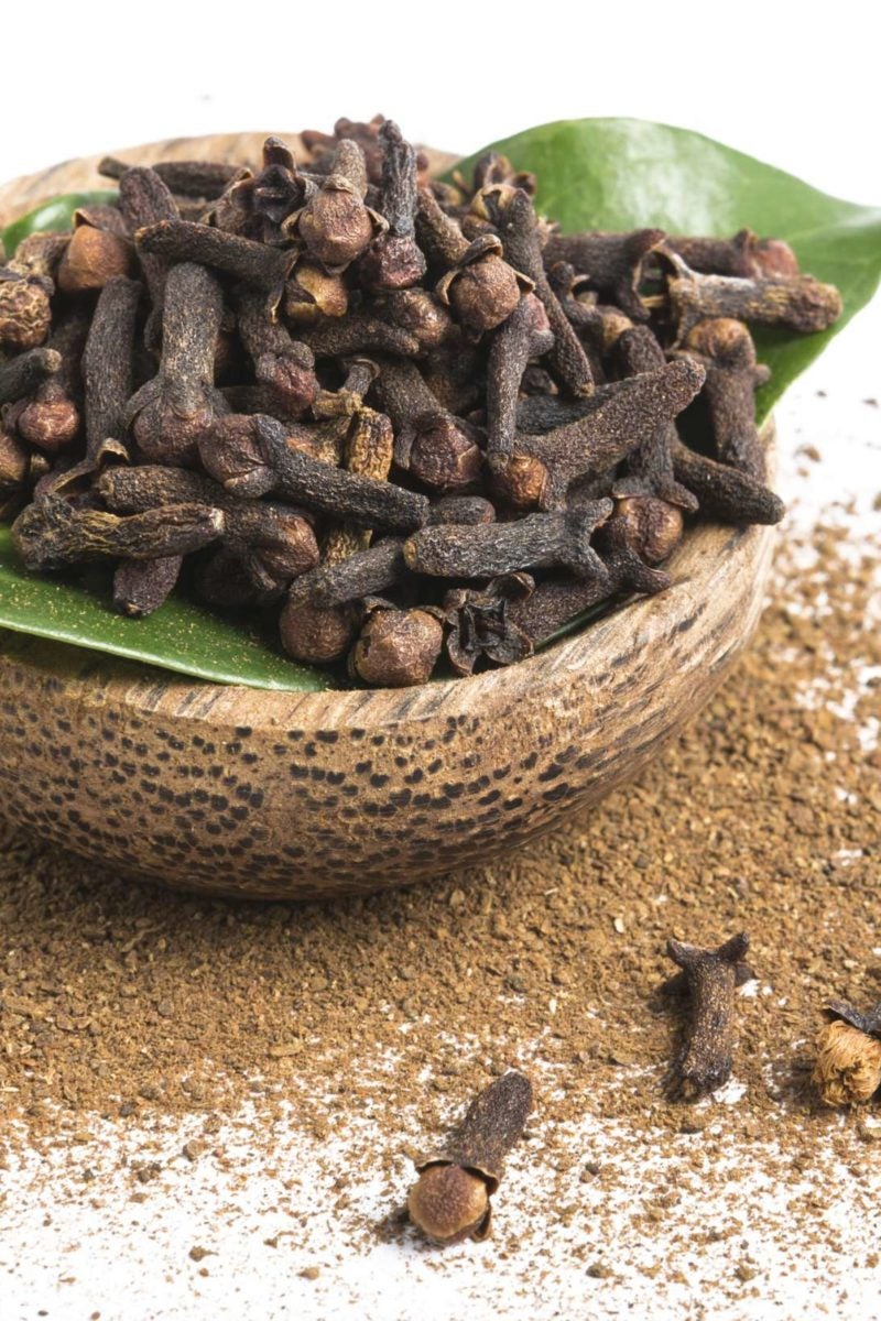 Cloves: Health benefits and uses