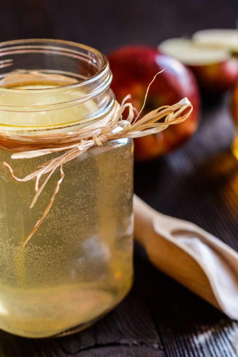 Limpia tu colon con esta mezcla de dos ingredientes  Apple cider benefits,  Apple health benefits, Apple cider vinegar remedies