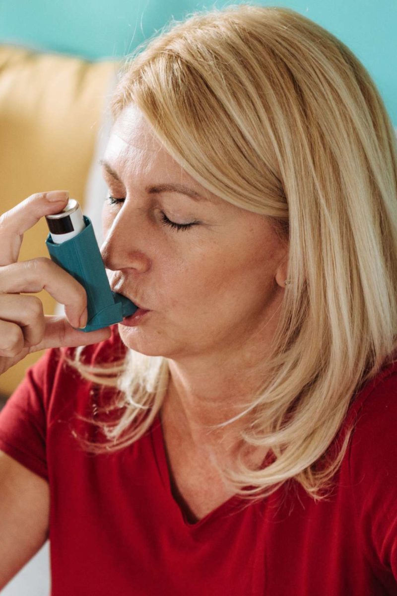 Rescue inhalers: Types, uses, and side effects