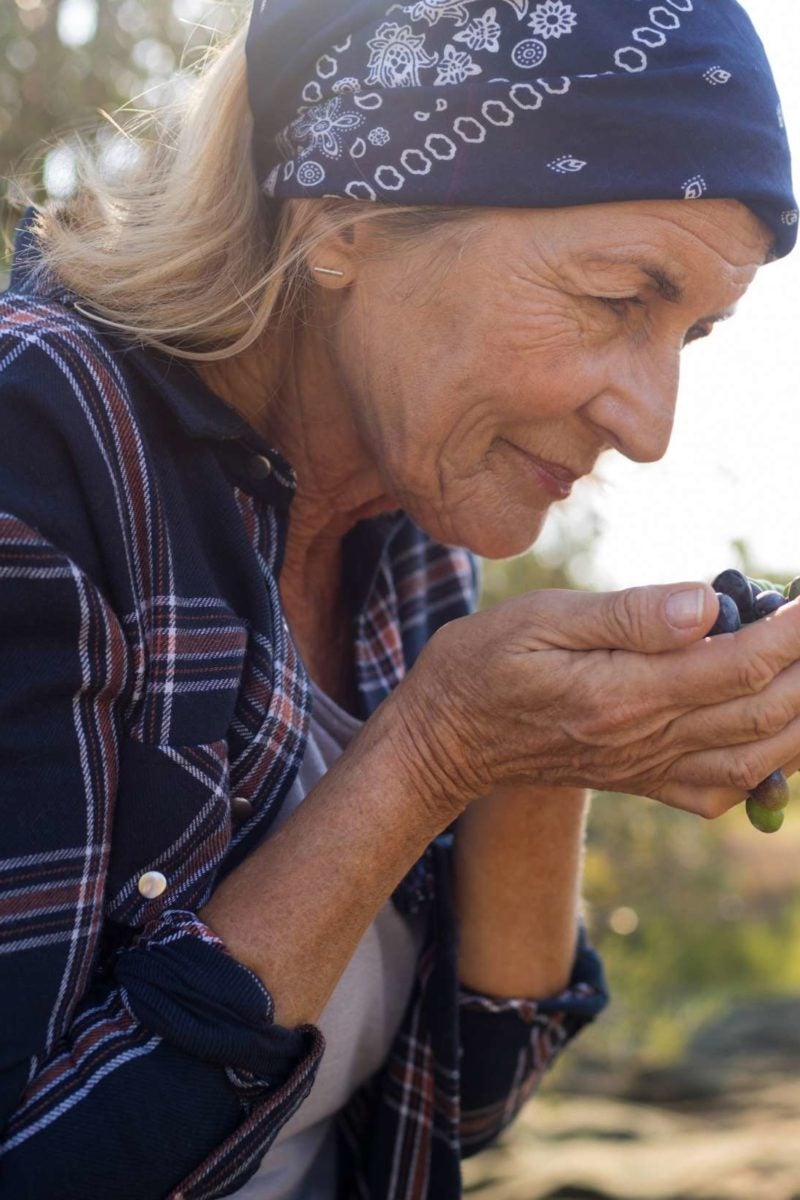 Hyperosmia: Symptoms, causes, and treatment