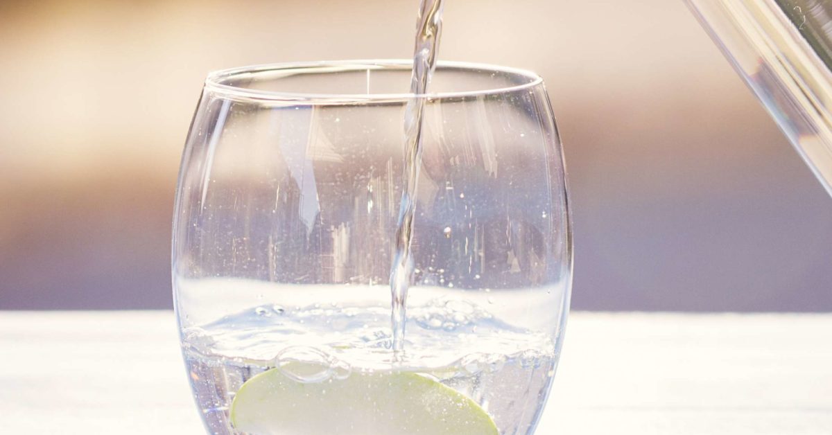 6 Reasons Why Drinking Water Can Help You To Lose Weight
