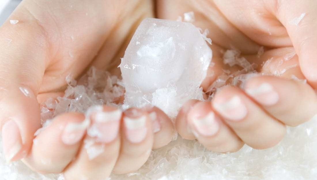Ice burn: Symptoms, scars, and first aid