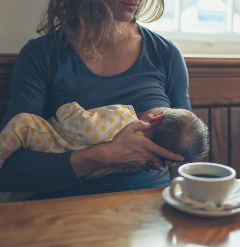 drinking sleepytime tea while breastfeeding