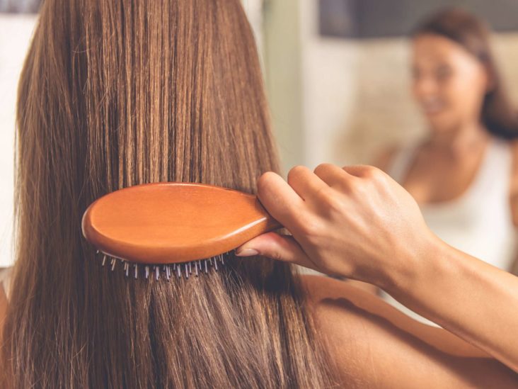 What are the best foods for healthy hair growth?