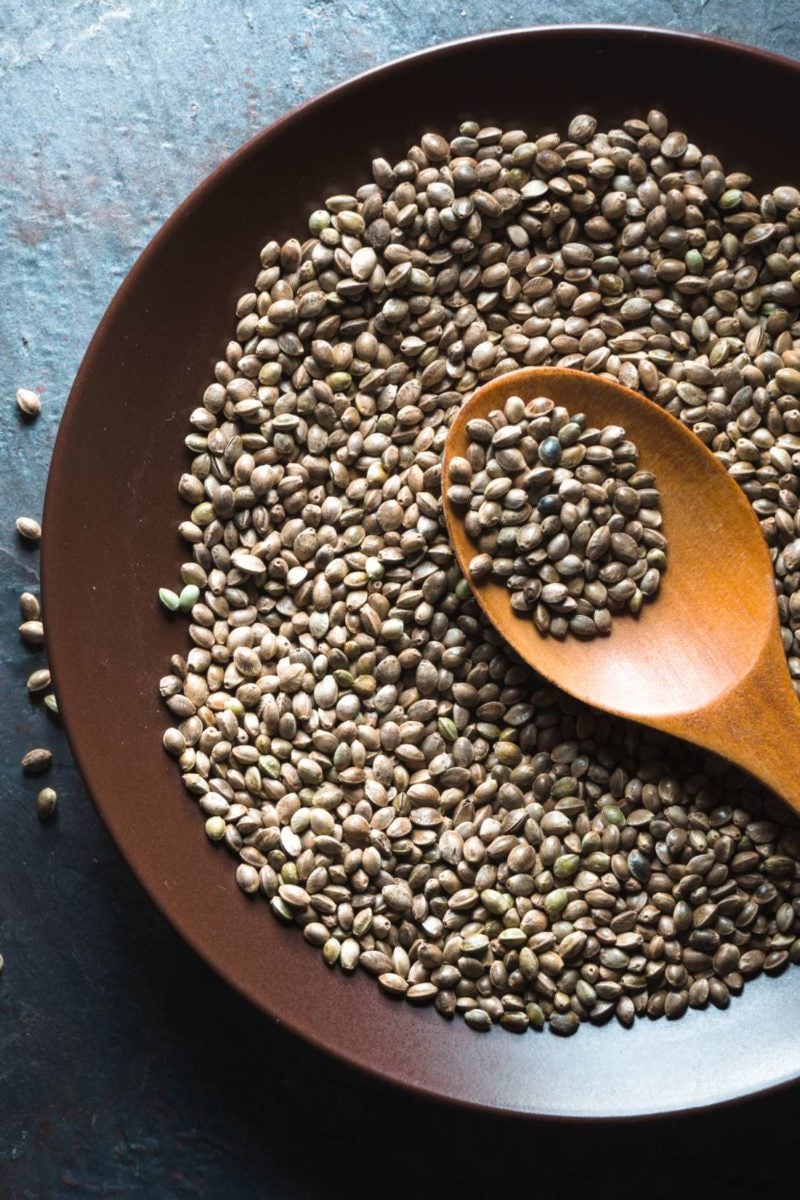9 benefits of hemp seeds: Nutrition, health, and use
