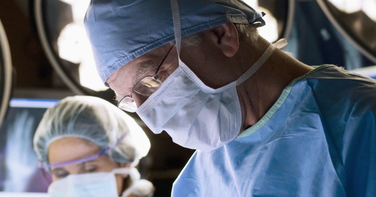 Thyroid gland removal Procedure, side effects, and recovery