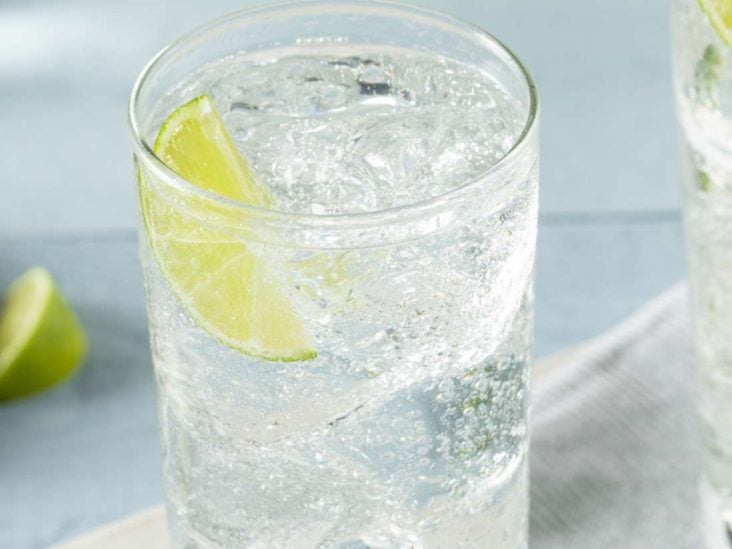 Quinine in tonic water: Safety, side effects, and possible benefits