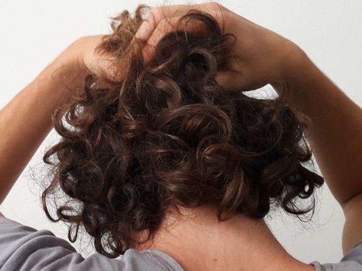 Does diabetes cause hair loss?: Causes and treatment options