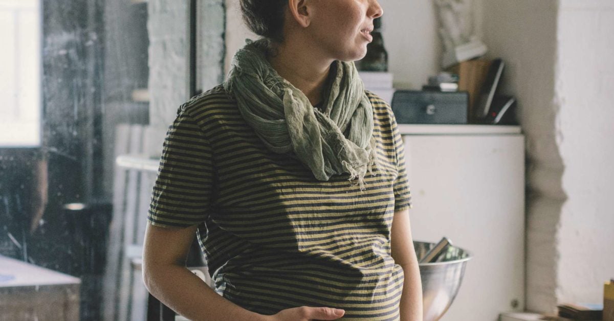 How do Crohn's disease and pregnancy affect each other?