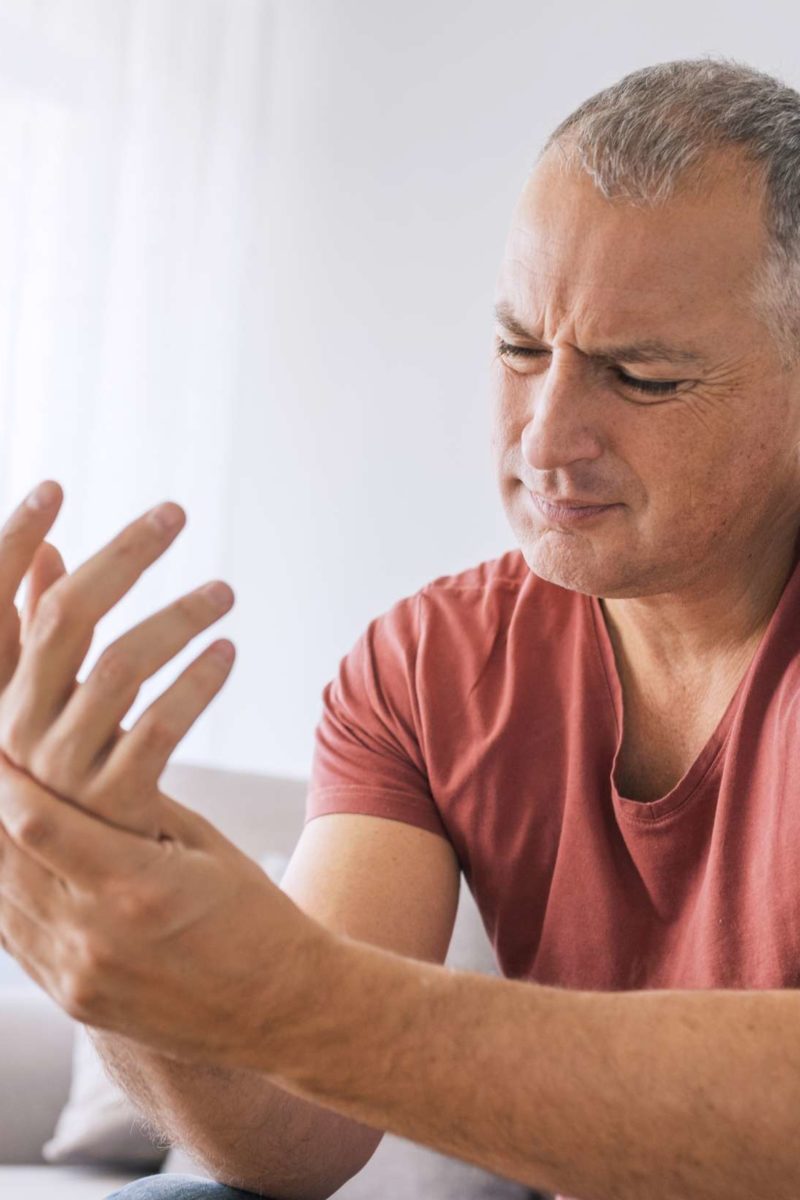 numbness-in-fingers-6-possible-causes