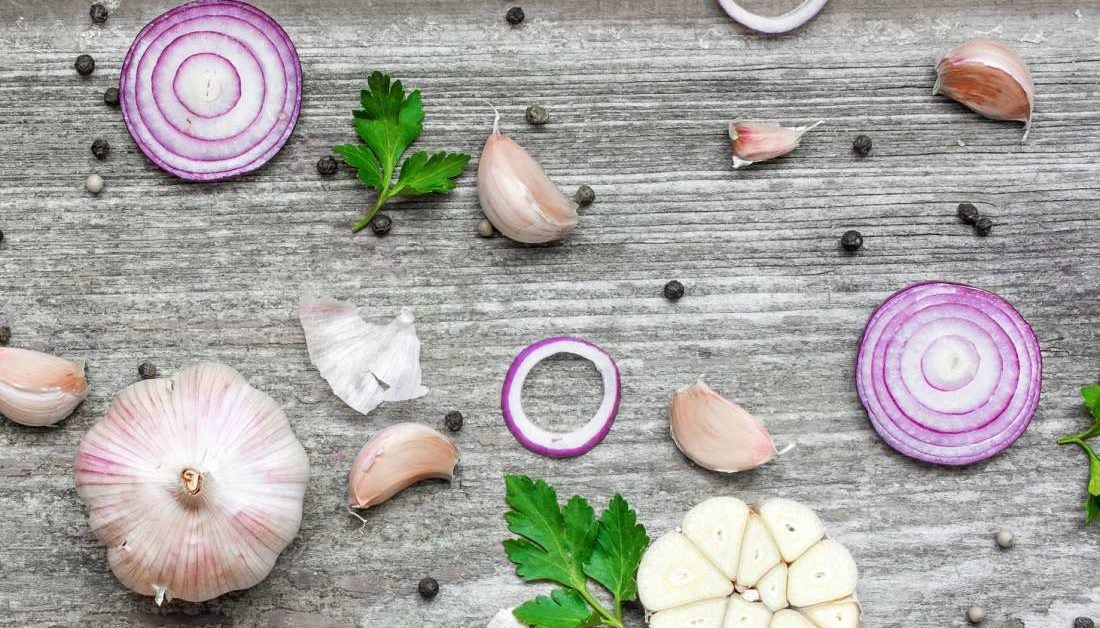 Onions and garlic could protect against cancer Onions and garlic could protect against cancer