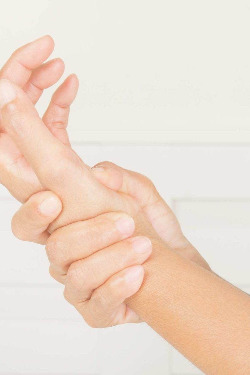 Hand Pain Possible Causes And When To See A Doctor