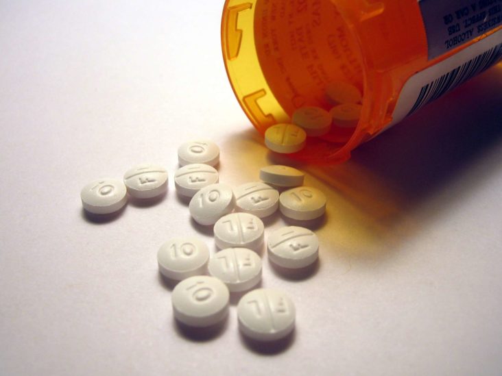 Escitalopram: Side effects, dosage, uses, and more