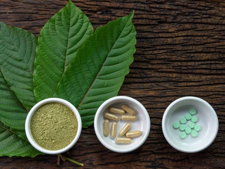 Is kratom safe? Risks and effects