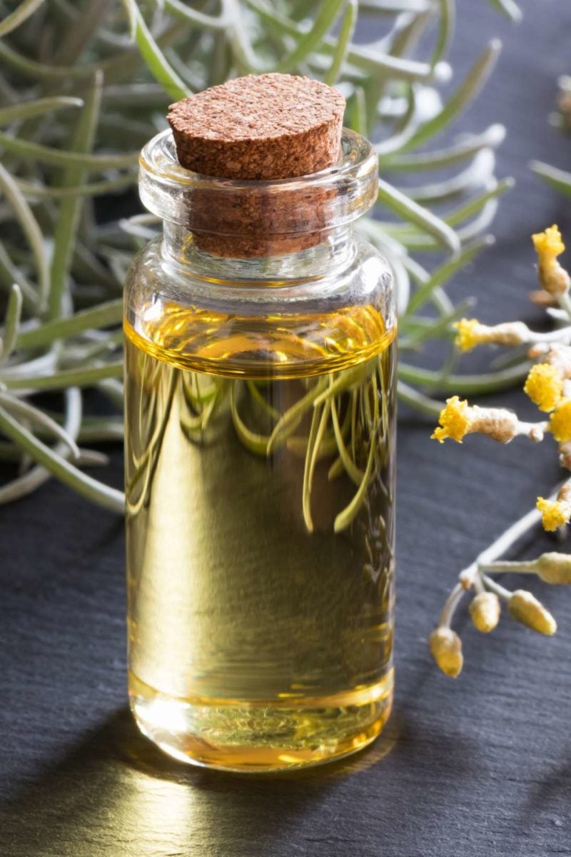 Essential oil for scars Best types and evidence