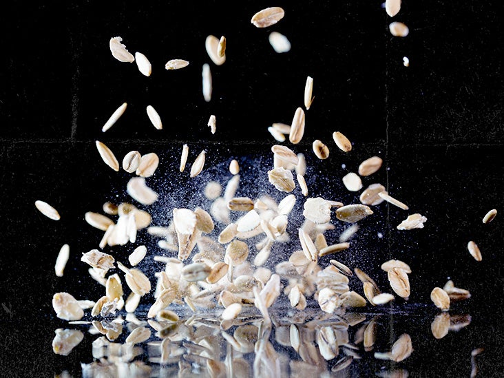 Oat allergy Symptoms, treatment, diagnosis, and alternatives