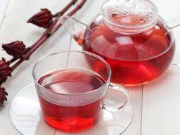 Hibiscus tea: Health benefits and risks