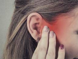 Ear Infections In Adults Middle Ear Causes Symptoms And Treatment