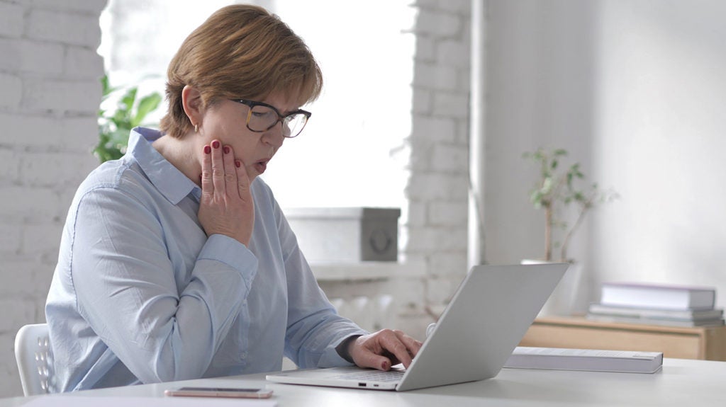 Tooth infection spreading to the body Signs and symptoms