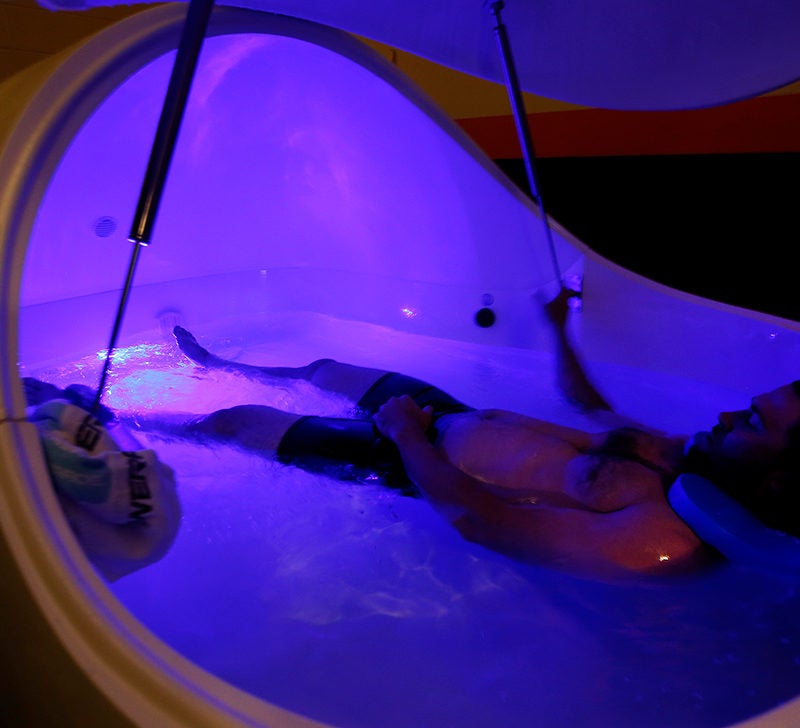 Sensory deprivation tank benefits: Effects and risks. 
