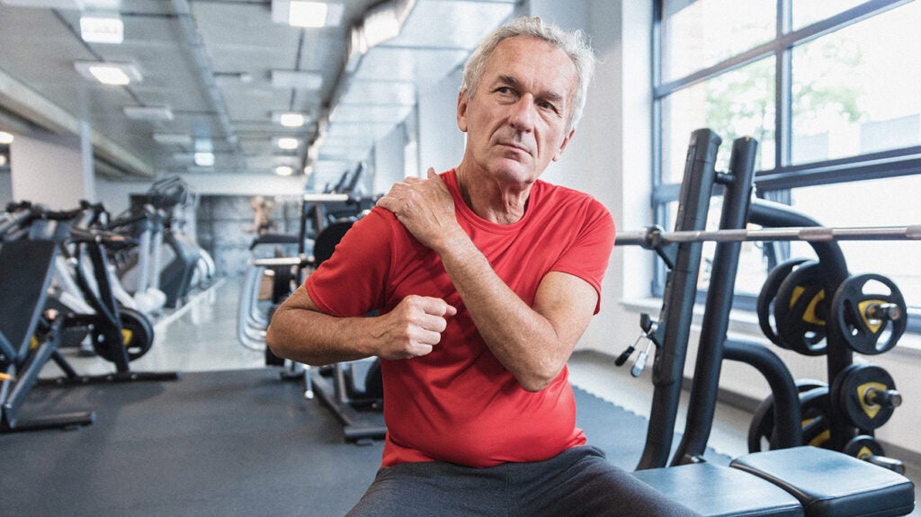 Upper back pain when breathing: Causes and treatment