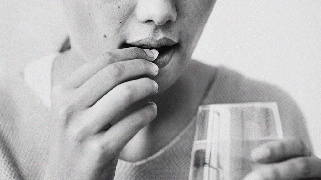 Valtrex for cold sores Uses, dosages, and side effects