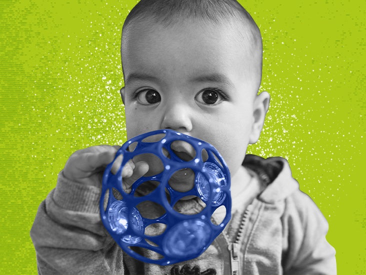 Bright Starts Chill & Teethe Water-Filled BPA-Free Baby Teething Toy, Ages  3 Months+