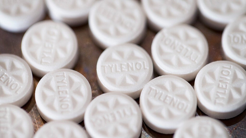 Is Tylenol an NSAID? Uses, precautions, and side effects