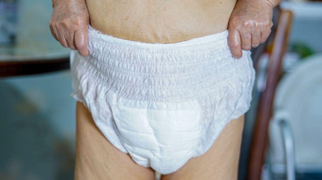How to Change a Disposable Pull-Up Adult Diaper in 7 Steps