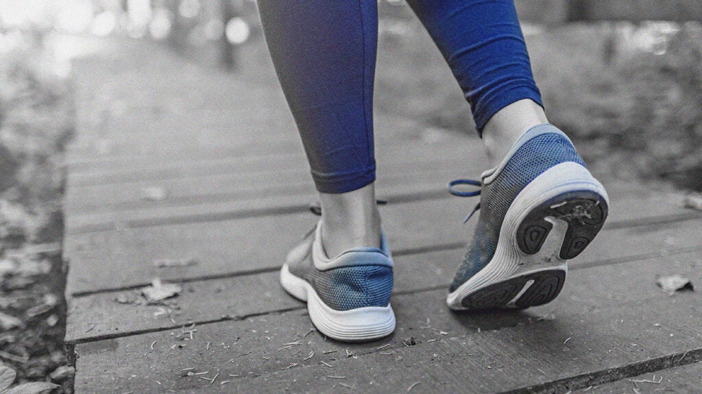 Should You Walk 10,000 Steps Per Day for Weight Loss?