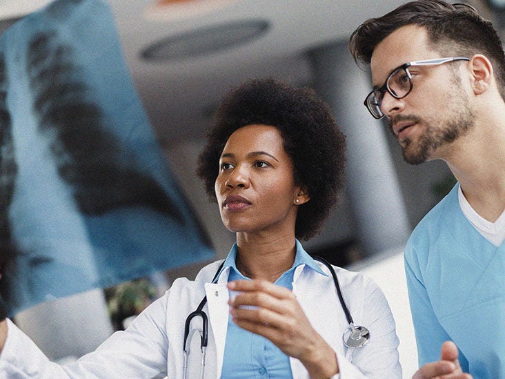 Large cell carcinoma: Stages, treatment, prognosis, and more - Vimarsana News