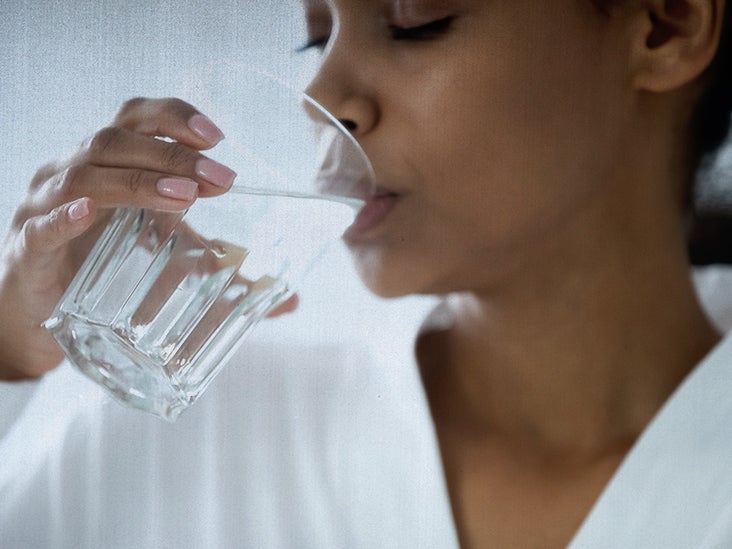 What happens if you drink out of the same water glass for a week