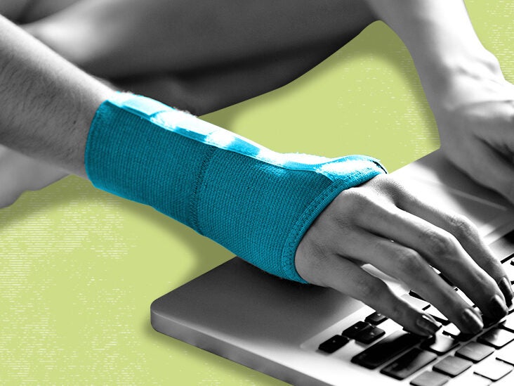 How to Relieve Carpal Tunnel Pain with a Wrist Brace