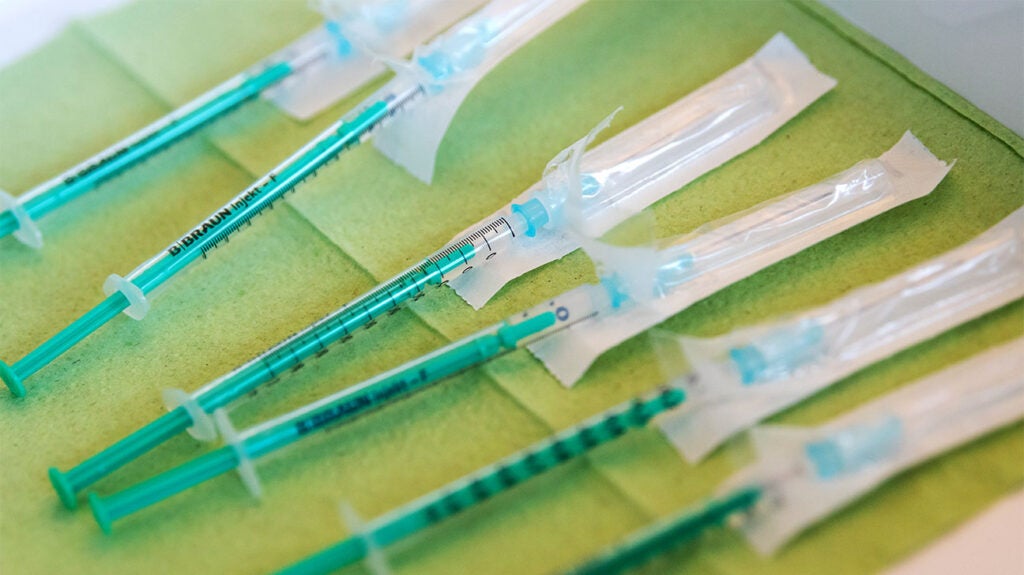 Omicron: mRNA booster vaccine offers best protection