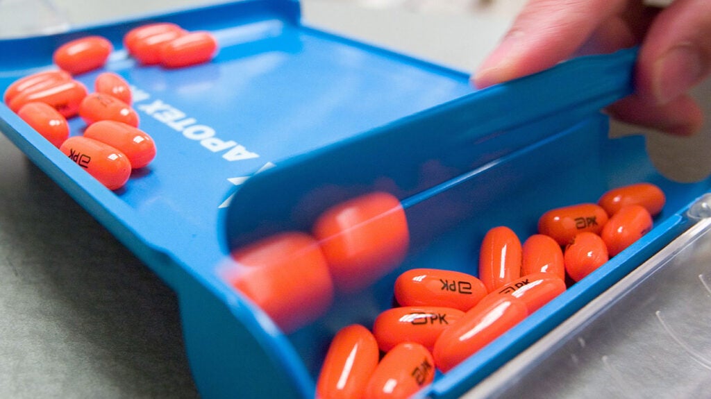 Protease inhibitors How they work, types, and side effects