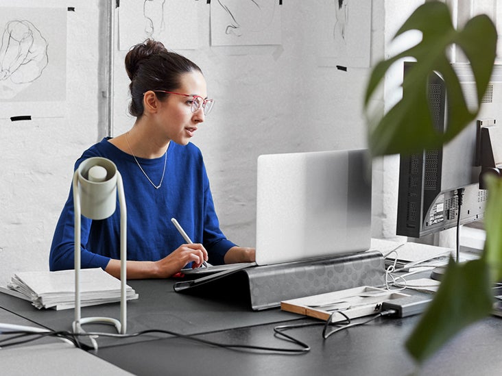 Monitores para teletrabajo: tipos, qué debes tener en cuenta y los