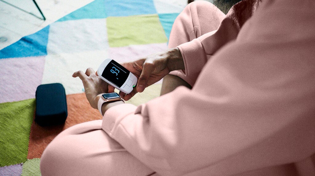 Top tips for flying with type 1 diabetes