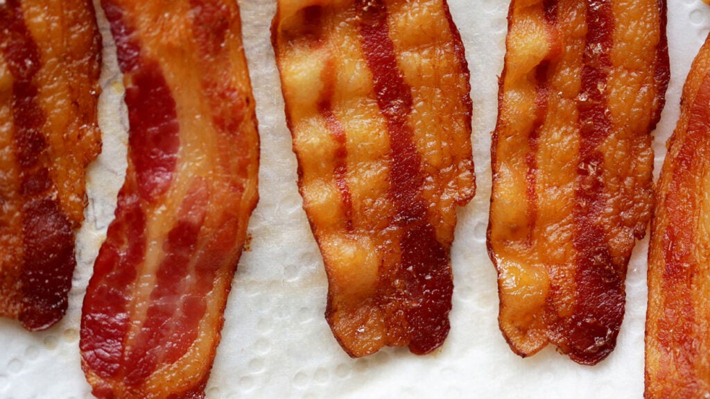 Bacon cholesterol Does it raise cholesterol levels?