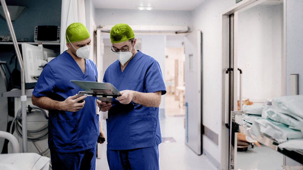 Bile Duct Cancer Symptoms Stages Outlook And More Bile Duct Cancer Symptoms Stages Outlook And More