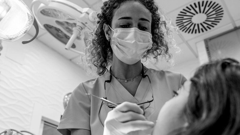 Rotten teeth Pictures, in kids, symptoms, and more