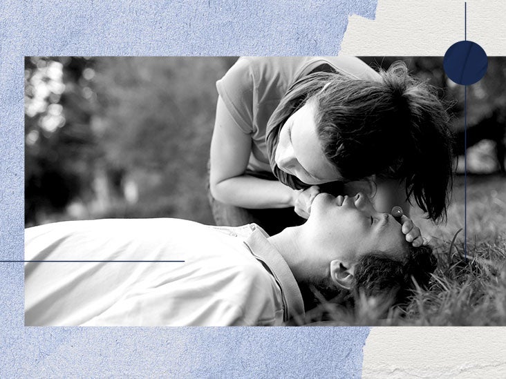 Rescue breathing: How to do it, steps, in children, and more