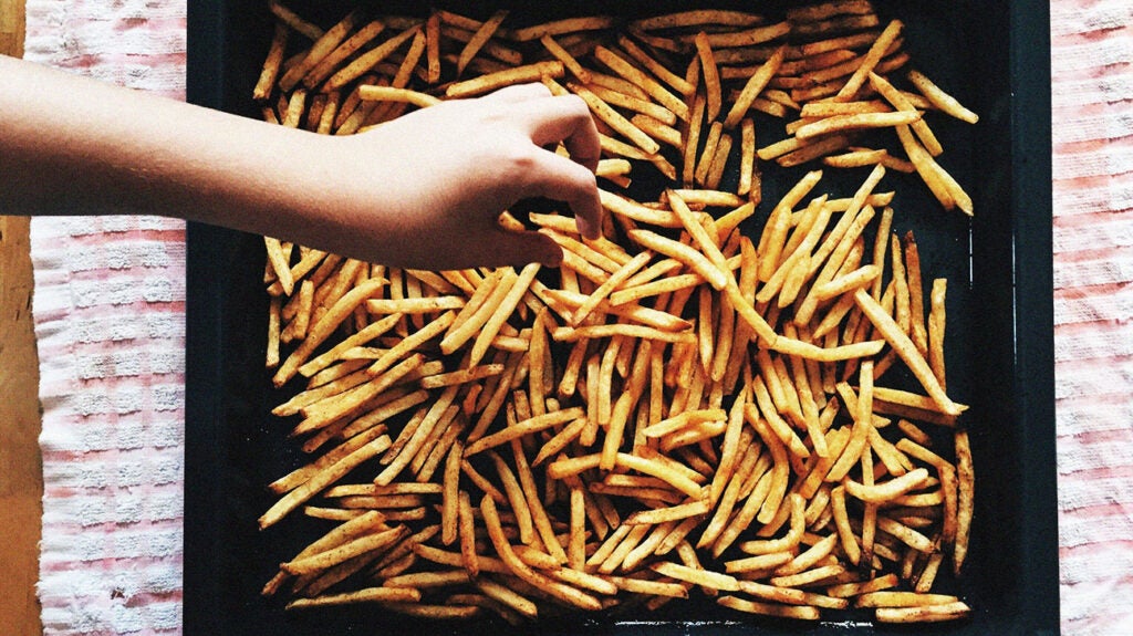 French fries and cholesterol How much they contain and alternatives
